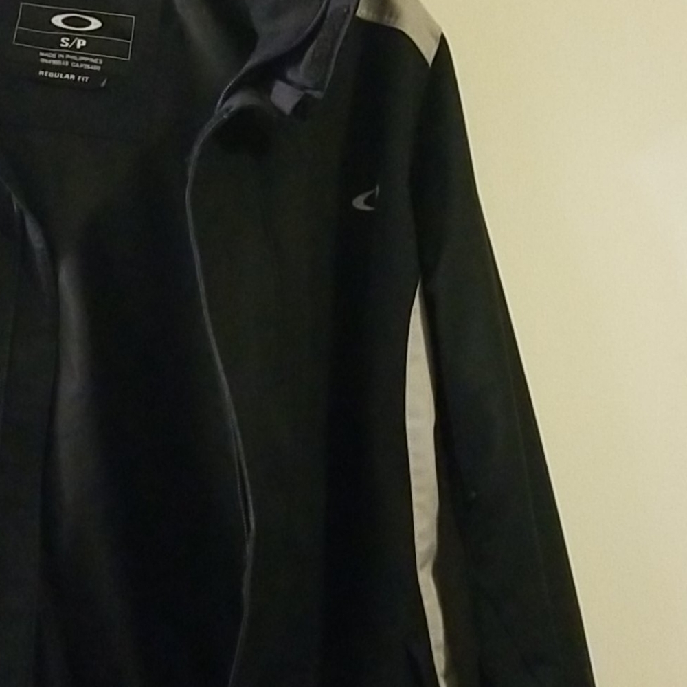 Oakley snow jacket - Picture 7 of 8